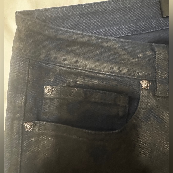 💯% authentic Versace pants - Picture 2 of 10